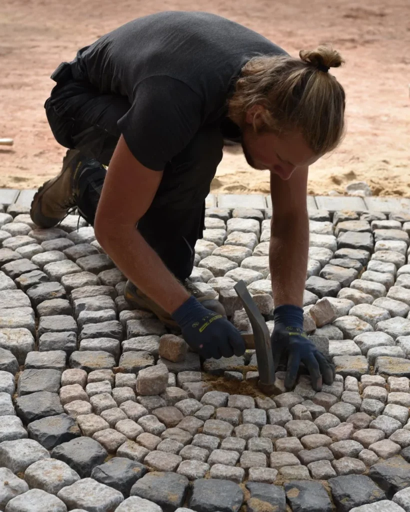betonsteinpflaster kaufen mit einbau pflasterbau handel pflasterbaufirma klaus klein straßenbau münchen